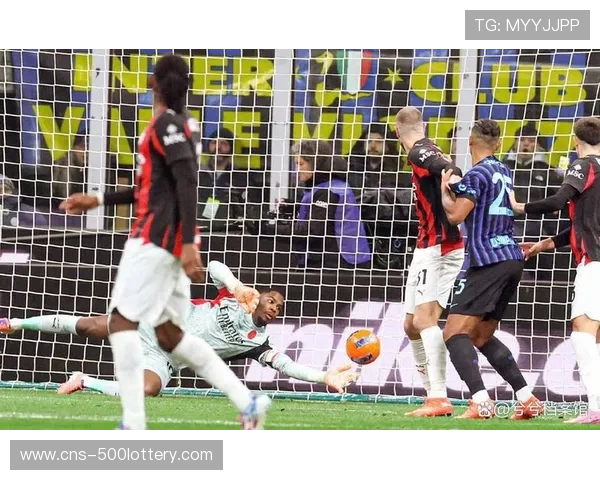 米兰边锋莱奥欧冠小组赛肌肉拉伤，恐缺席淘汰赛首轮